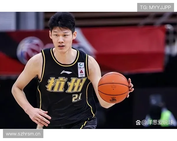 四川男篮大胜湖北 周琦砍下24分18板胡金秋贡献25分助力胜利